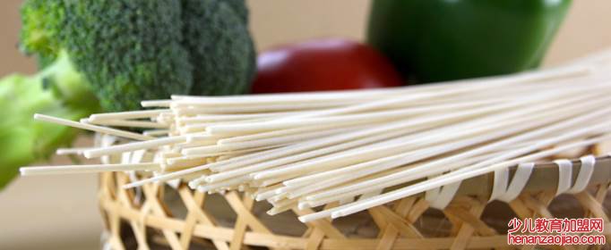 方便面与挂面哪个更健康?