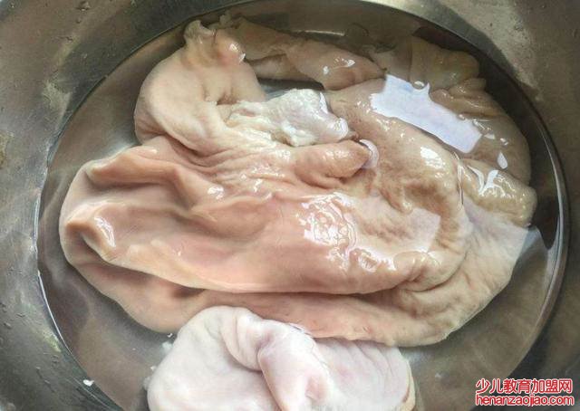 做猪肚汤能焯水吗？
