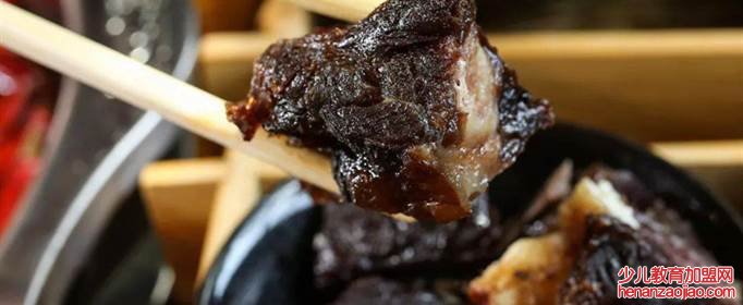 百草霜烤猪肝的方法是什么？