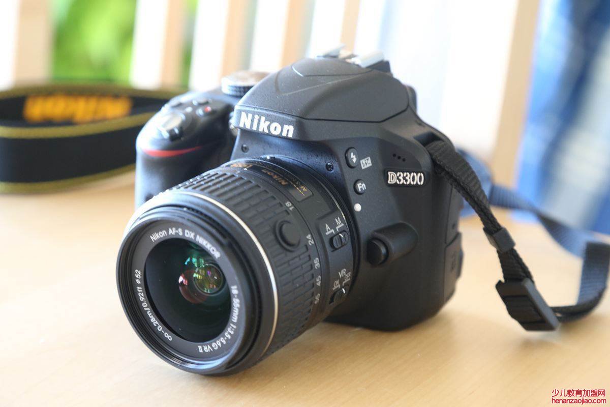 单反拍出来偏黄是为什么?