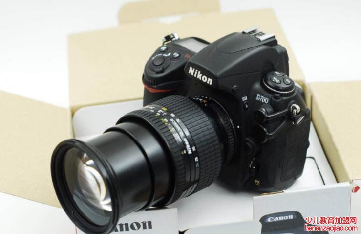 单反拍出来偏黄是为什么?