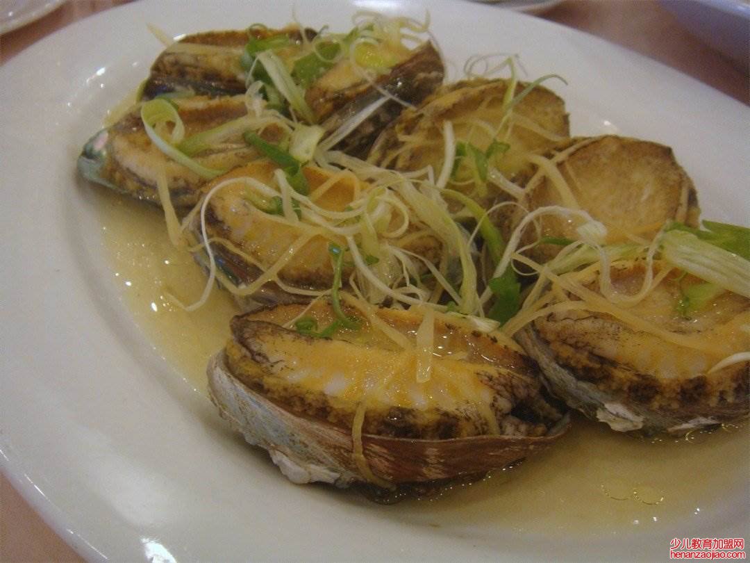 蒸鲍鱼的最佳时间是多少分钟？