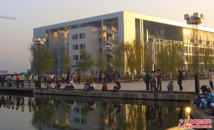 南京医科大学为什么分数高？