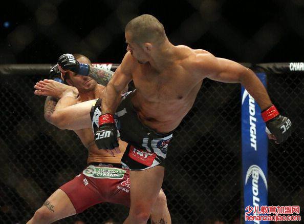 mma和ufc有什么区别?