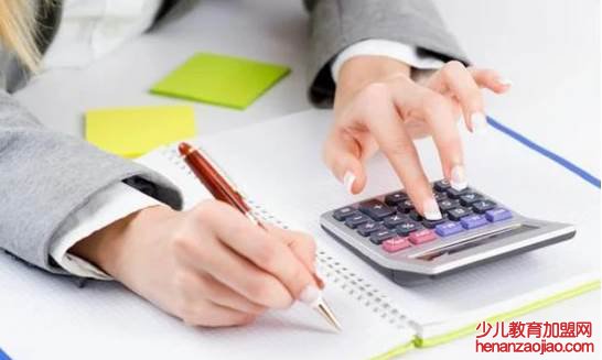 金融类哪个专业最吃香？