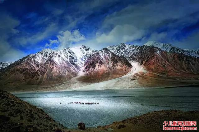 中国的最东方到最西方多少公里？