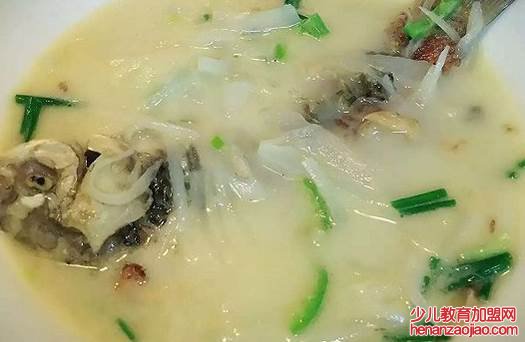 白萝卜煲汤最佳搭配是什么？