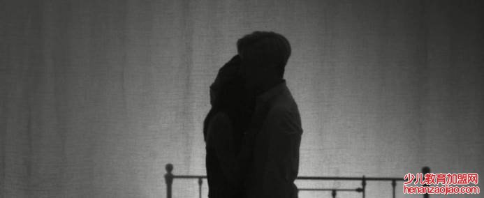 异性很暧昧的表现有哪些？