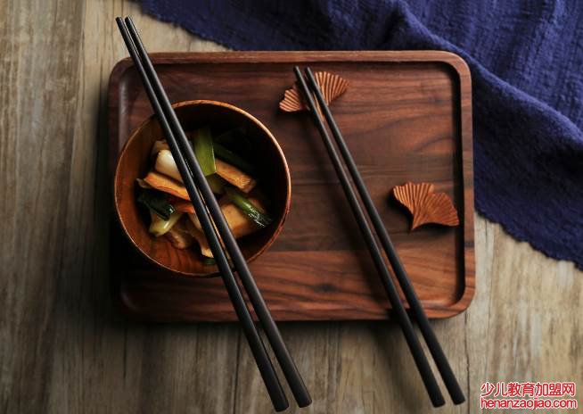 家庭用哪种筷子最健康?