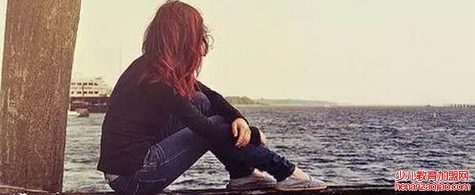 一个人心烦心累的句子有哪些？