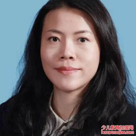 中国第一女首富是谁？