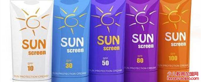 哪种护肤品上会印有SPF和PA等字样?