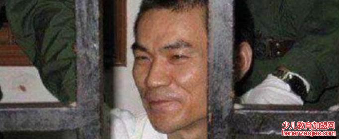 中国第一黑老大是谁？