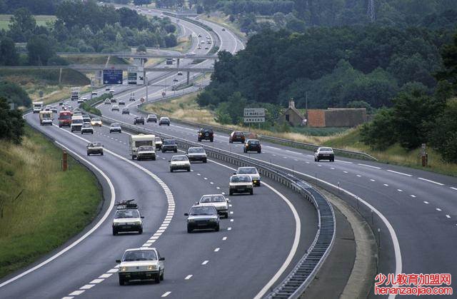 十一高速免费几号到几号?