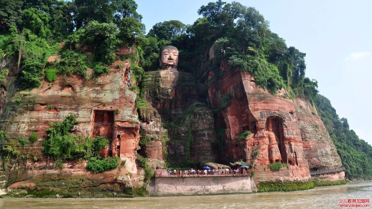 乐山大佛的发髻有什么作用?