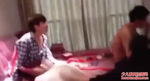 老公你说句话啊什么梗?