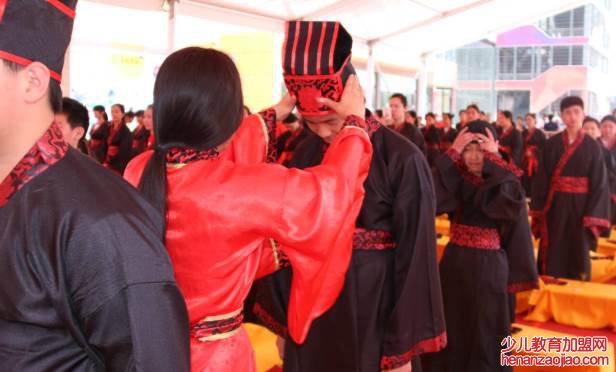 古时“弱冠”是指多大的年龄？