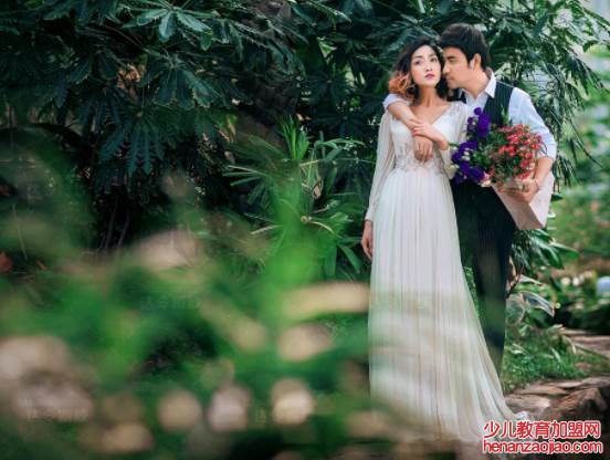 国内哪里拍婚纱照最美？