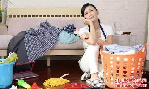 全职太太和家庭主妇区别是什么?