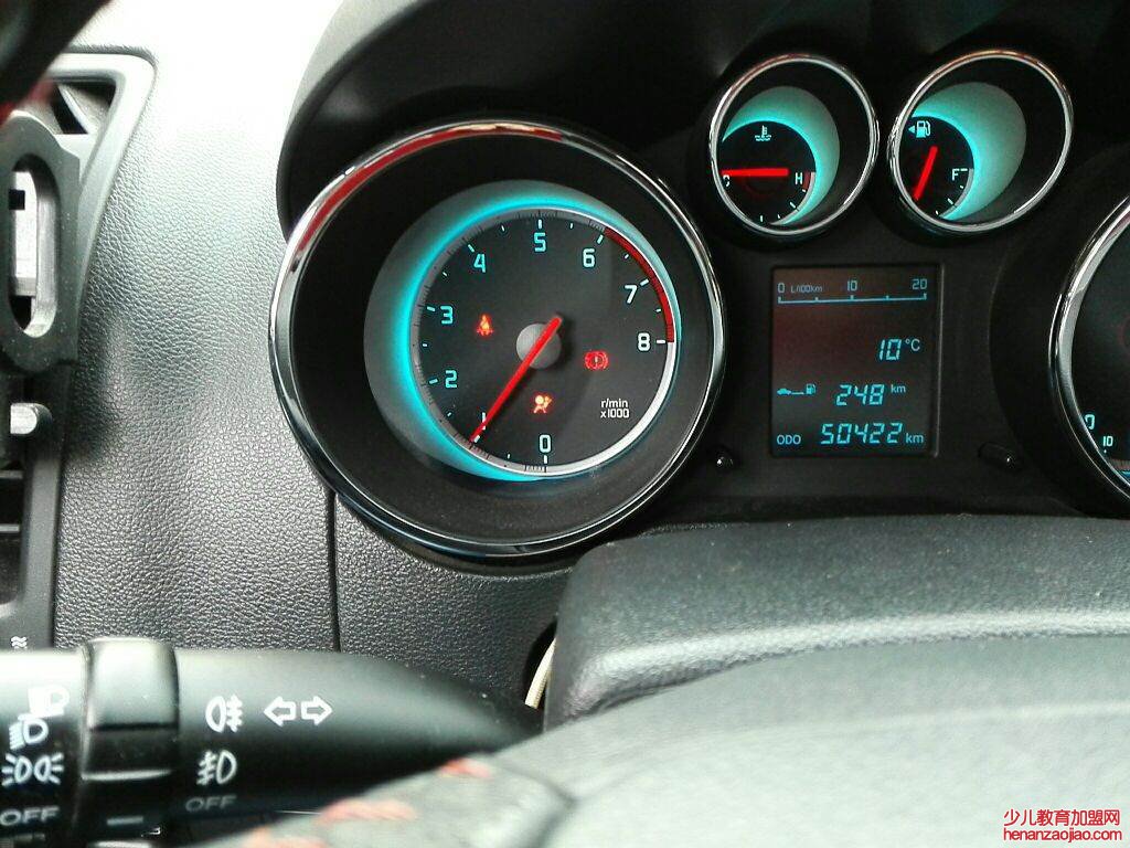 安全气囊故障灯亮了怎么回事？