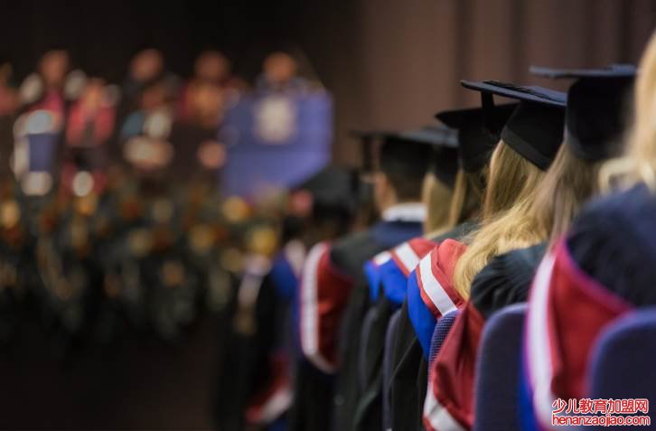 美国留学手续是怎样的？