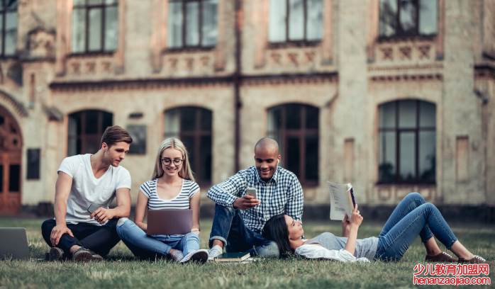 美国留学手续是怎样的？