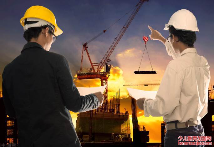 一建报考条件是什么？