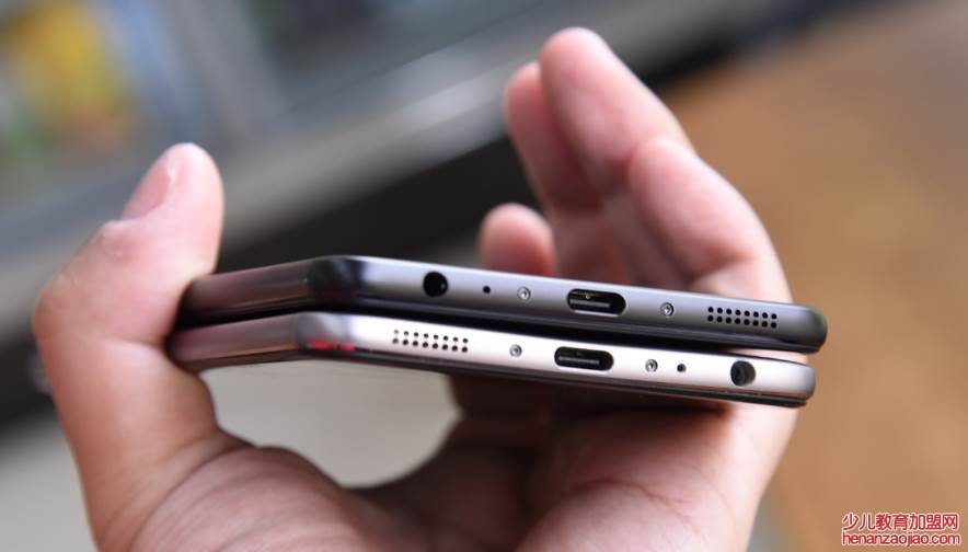 手机声音突然变小怎么解决？