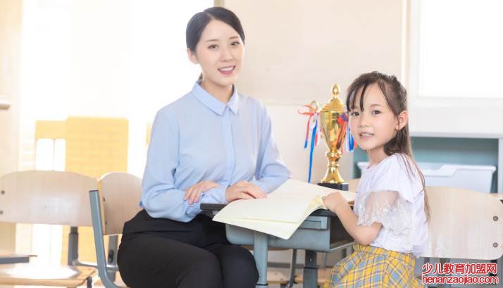 恩师给学生情深经典短句有哪些？