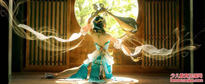 羞花指的是哪位美女?