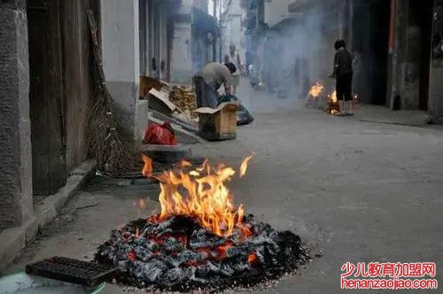 七月半烧纸正规写法是怎样的?