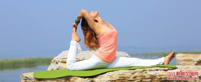 普拉提和瑜伽的区别是什么?