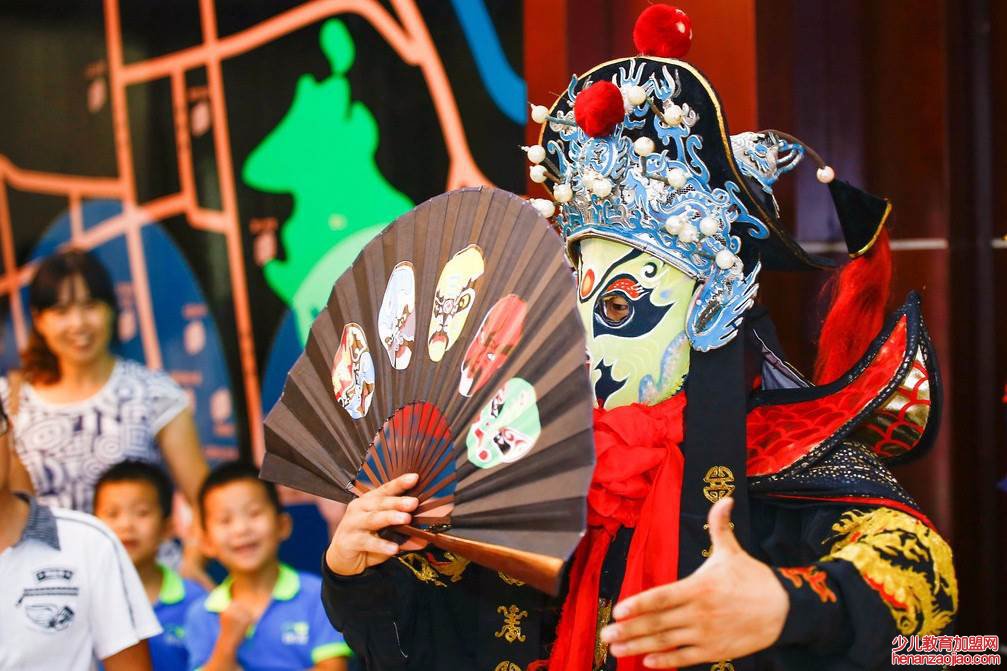 变脸的原理和方法是什么？