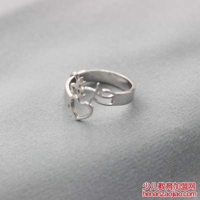 925银是什么意思？