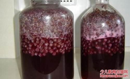 白酒能泡葡萄酒的做法是什么？