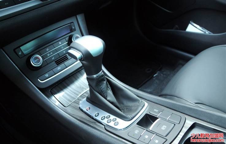 7档双离合是什么意思？