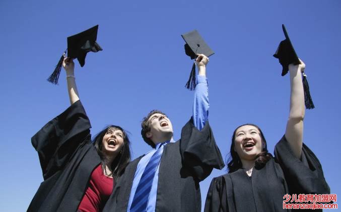 如何报考在职博士？