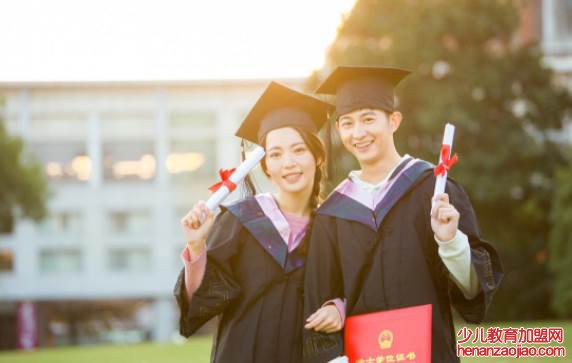 在职博士和全日制博士区别是什么？