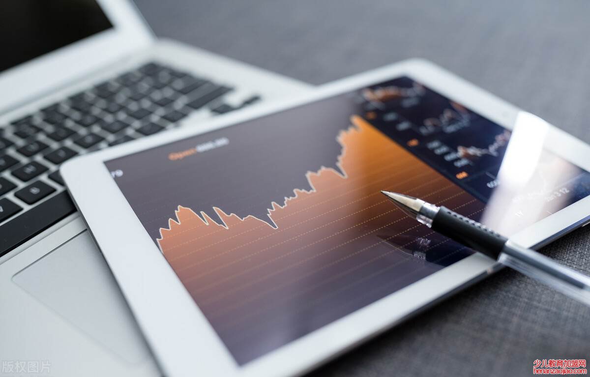 场内基金和场外基金的区别是什么?