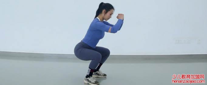 深蹲都能锻炼哪里？