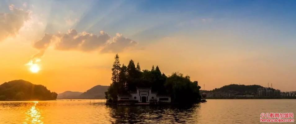 西塞山前白鹭飞中的西塞山位于哪里?