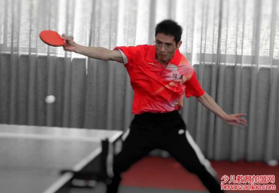 直拍和横拍的区别是什么?