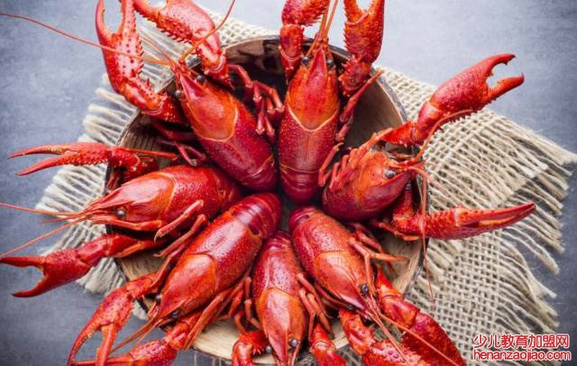 怎样清洗龙虾尾?