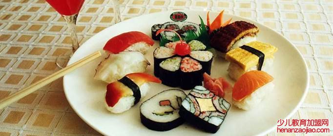 家挺米团寿司的做法是什么？