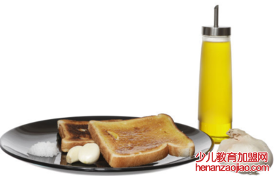 色拉油是什么油